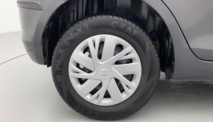 2015 Maruti Swift VXI, Petrol, Manual, 90,695 km, Right Rear Wheel