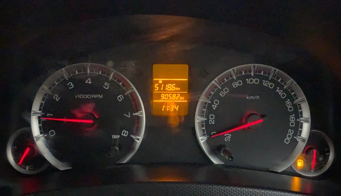 2015 Maruti Swift VXI, Petrol, Manual, 90,695 km, Odometer Image