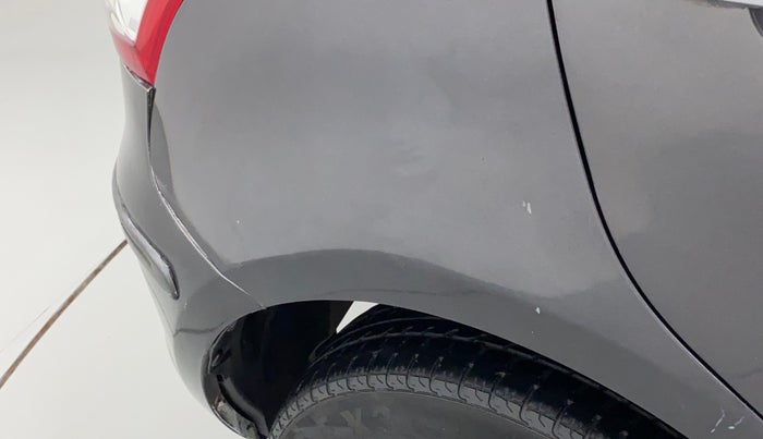 2015 Maruti Swift VXI, Petrol, Manual, 90,695 km, Right quarter panel - Slightly dented