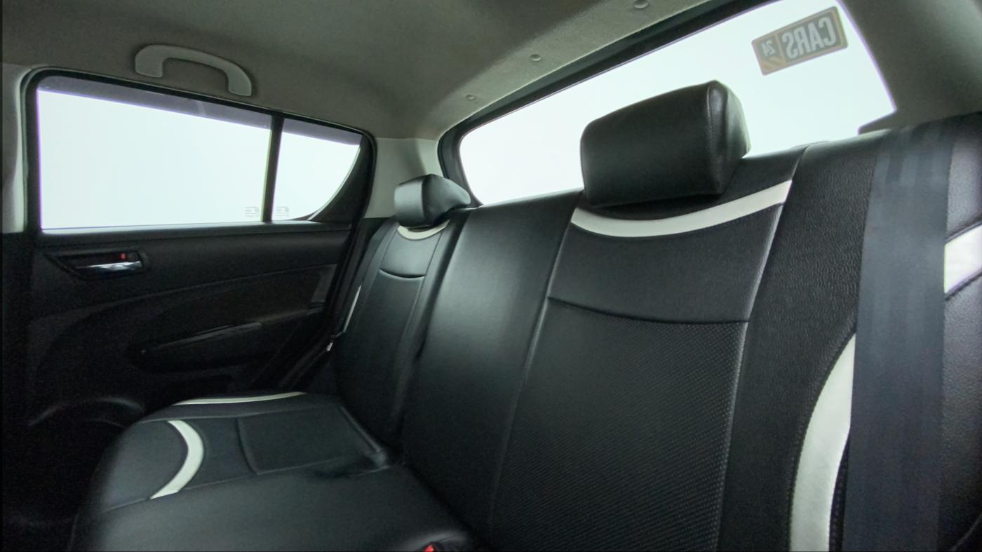 2015 Maruti Swift VXI, Petrol, Manual, 90,695 km, Right Side Rear Door Cabin
