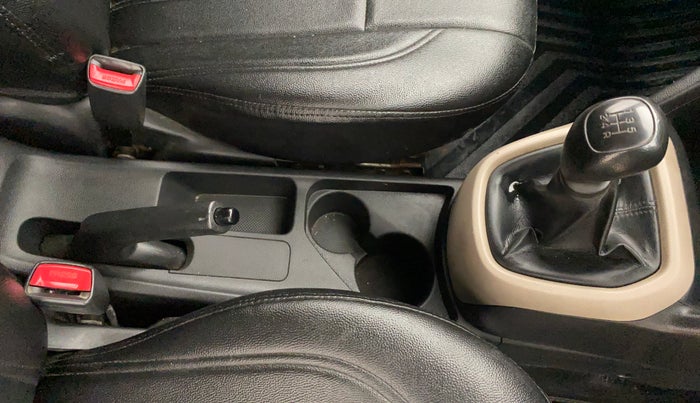 2019 Hyundai Grand i10 MAGNA 1.2 KAPPA VTVT, Petrol, Manual, 86,450 km, Gear Lever