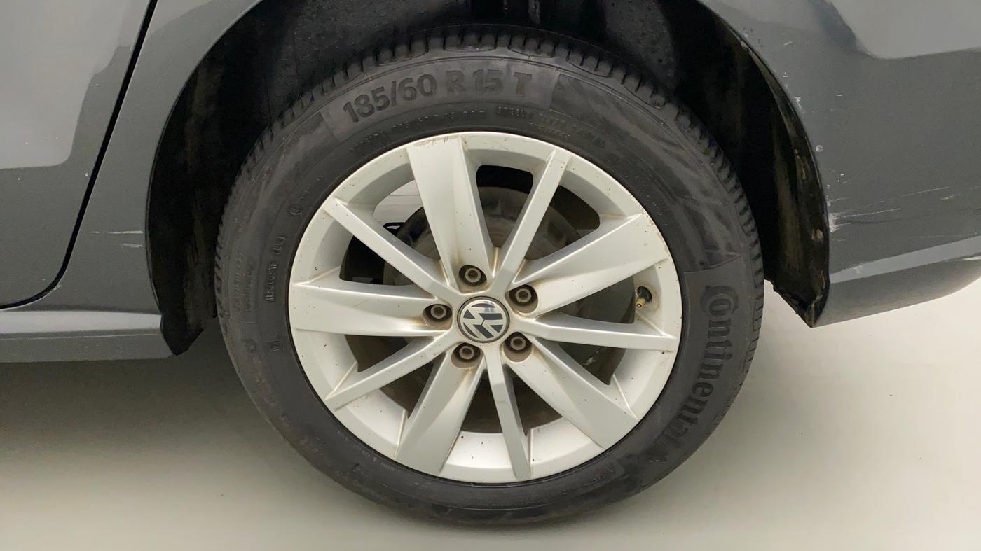 2016 Volkswagen Ameo HIGHLINE1.2L, CNG, Manual, 81,105 km, Left Rear Wheel