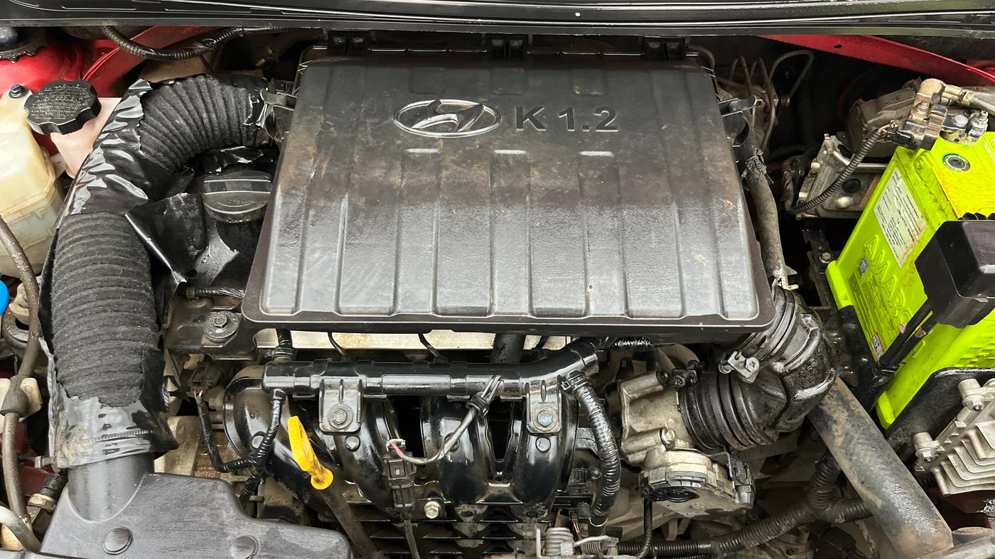 2020 Hyundai AURA SX PLUS 1.2 AMT, Petrol, Automatic, 37,944 km, Engine View