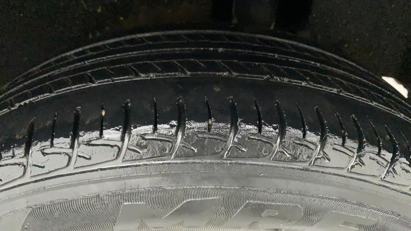 2018 Maruti Baleno DELTA PETROL 1.2, Petrol, Manual, 85,363 km, Left Rear Tyre Tread