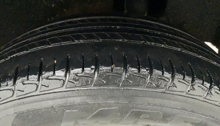 2018 Maruti Baleno DELTA PETROL 1.2, Petrol, Manual, 85,363 km, Left Rear Tyre Tread
