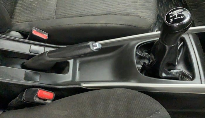 2018 Maruti Baleno DELTA PETROL 1.2, Petrol, Manual, 85,363 km, Gear Lever