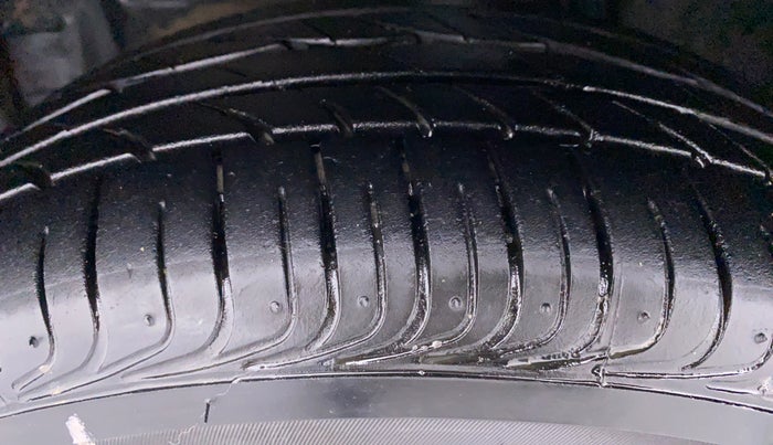 2019 Toyota YARIS G CVT, Petrol, Automatic, 12,233 km, Left Front Tyre Tread