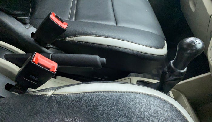 2019 Maruti Alto LXI, Petrol, Manual, 45,608 km, Gear Lever