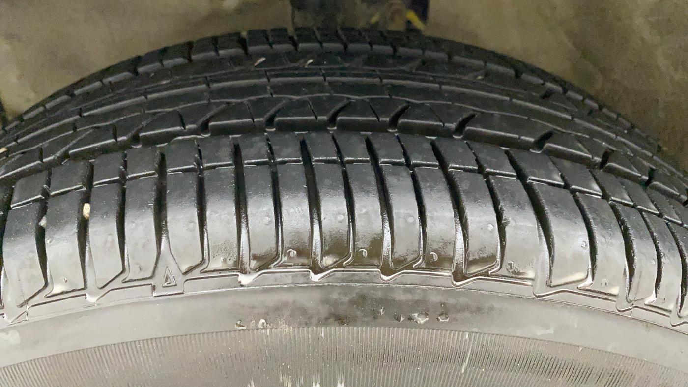 2017 Maruti Celerio VXI AGS, Petrol, Automatic, 12,451 km, Left Front Tyre Tread