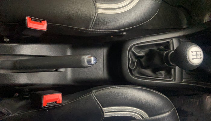 2016 Maruti Swift VXI, Petrol, Manual, 71,377 km, Gear Lever