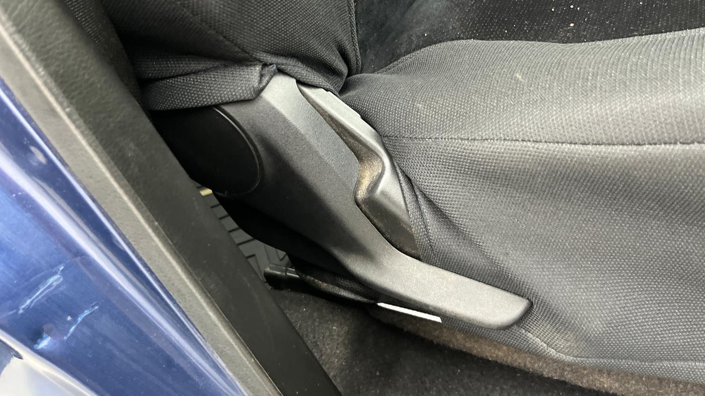 2019 Maruti IGNIS ZETA 1.2, Petrol, Manual, 1,47,872 km, Driver Side Adjustment Panel
