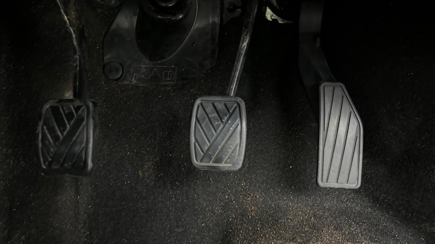 2019 Maruti IGNIS ZETA 1.2, Petrol, Manual, 1,47,872 km, Pedals