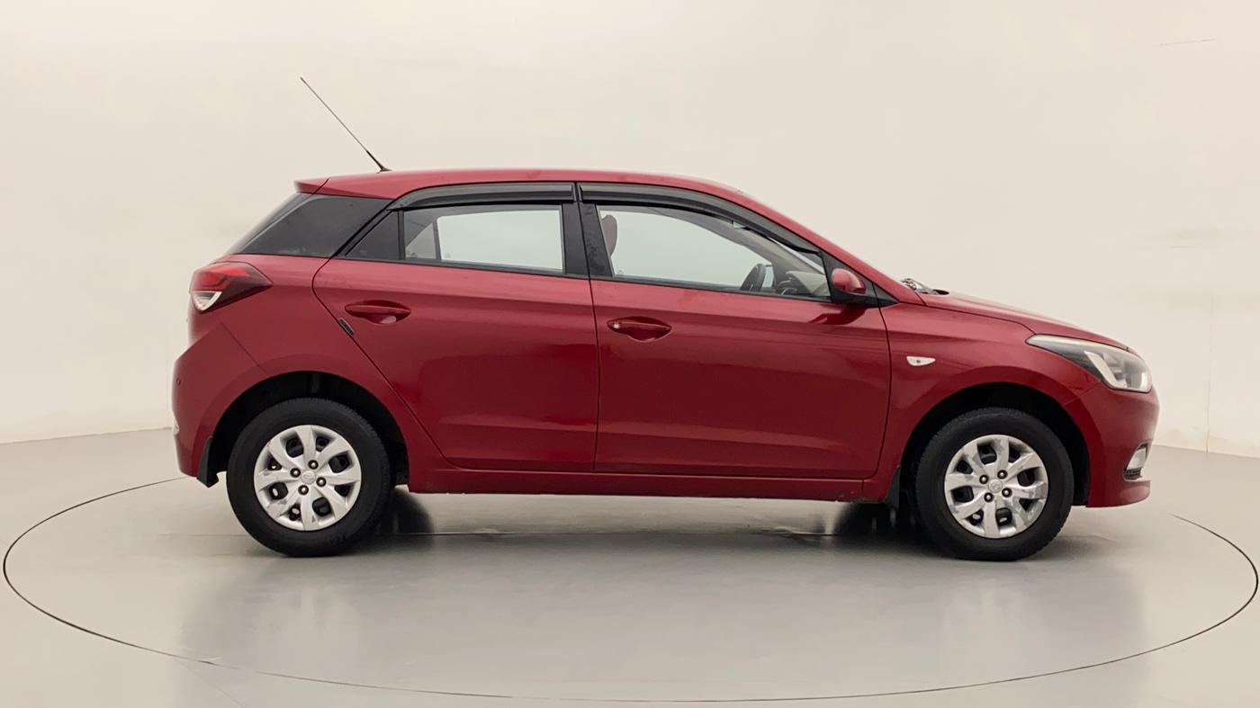 2015 Hyundai Elite i20 MAGNA 1.4 CRDI, Diesel, Manual, 82,687 km, Right Side View