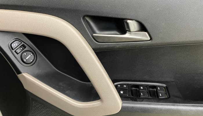 2016 Hyundai Creta SX PLUS 1.6 PETROL, Petrol, Manual, 51,511 km, Driver Side Door Panels Control