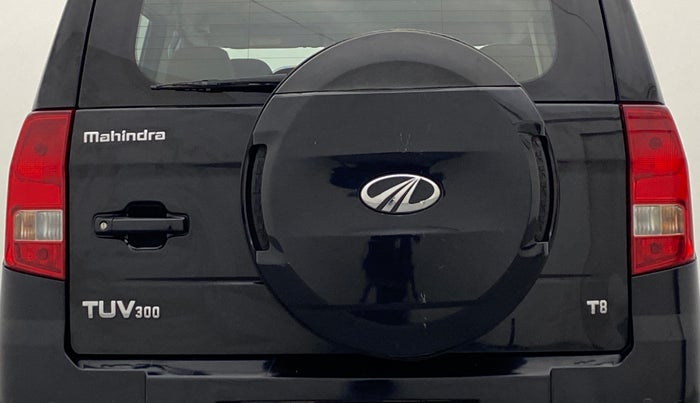 2015 Mahindra TUV300 T8, Diesel, Manual, 55,960 km, Spare Tyre