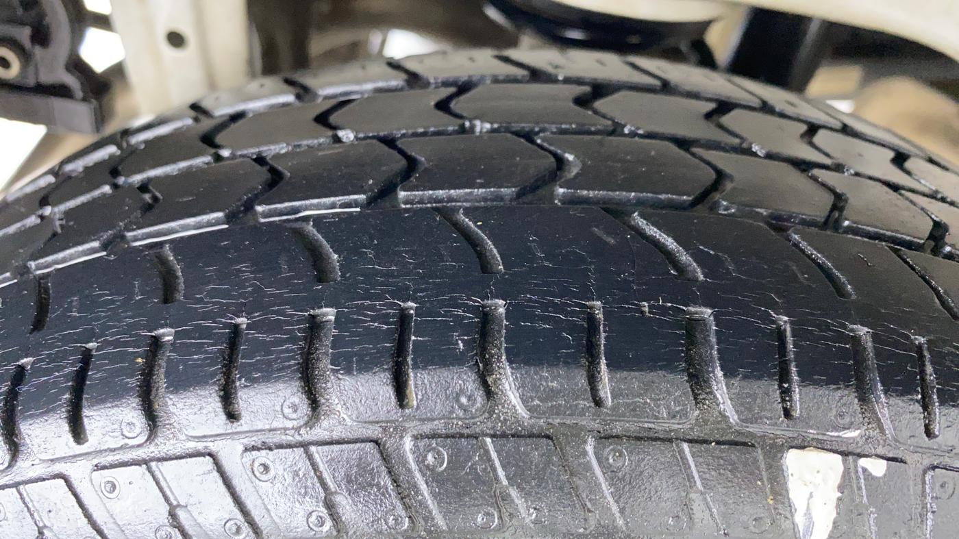 2014 Maruti Alto K10 VXI AMT P, CNG, Automatic, 79,135 km, Right Rear Tyre Tread