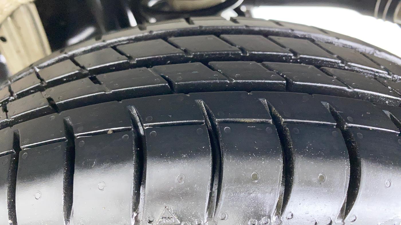 2014 Maruti Alto K10 VXI AMT P, CNG, Automatic, 79,135 km, Left Rear Tyre Tread