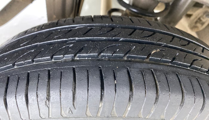 2010 Maruti Zen Estilo VXI, Petrol, Manual, 49,836 km, Right Rear Tyre Tread