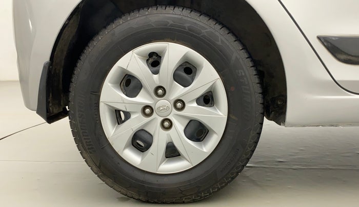 2014 Hyundai Elite i20 SPORTZ 1.2, Petrol, Manual, 81,958 km, Right Rear Wheel