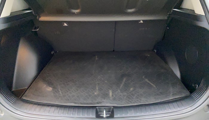 2020 KIA SELTOS GTX + AT PETROL, Petrol, Automatic, 7,345 km, Boot Inside