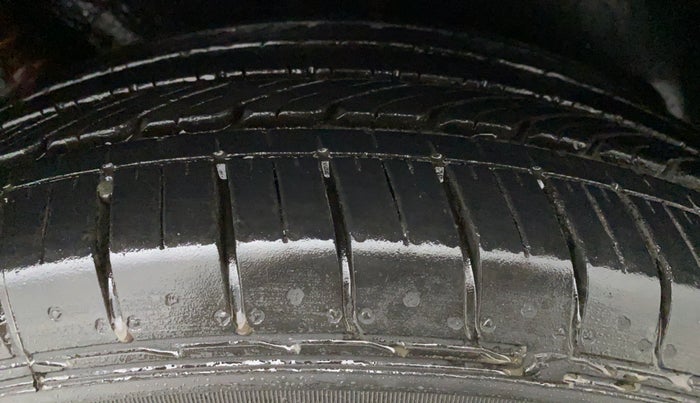 2020 KIA SELTOS GTX + AT PETROL, Petrol, Automatic, 7,345 km, Left Front Tyre Tread