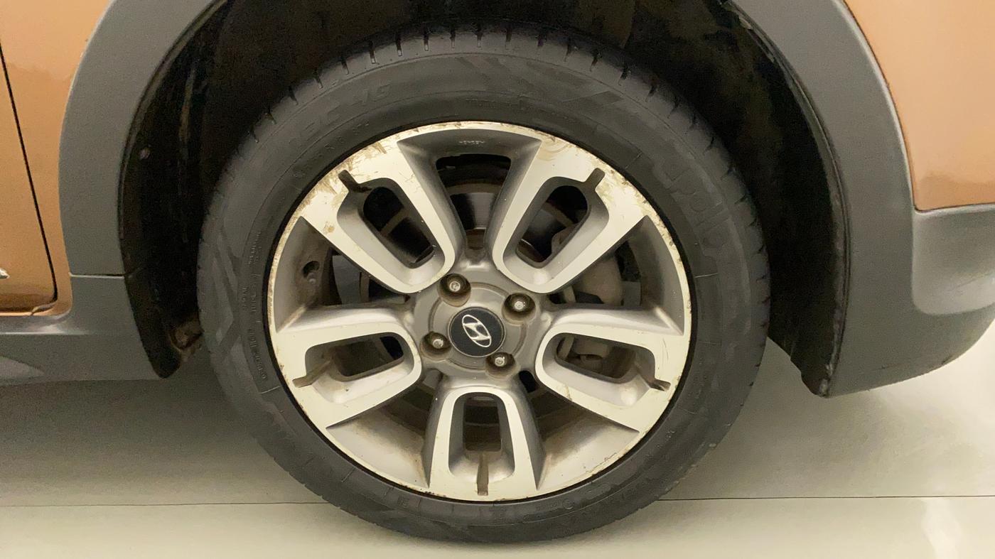 2015 Hyundai i20 Active 1.2 S, Petrol, Manual, 97,709 km, Right Front Wheel