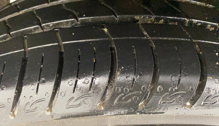 2019 Toyota Glanza G, Petrol, Manual, 56,005 km, Right Rear Tyre Tread