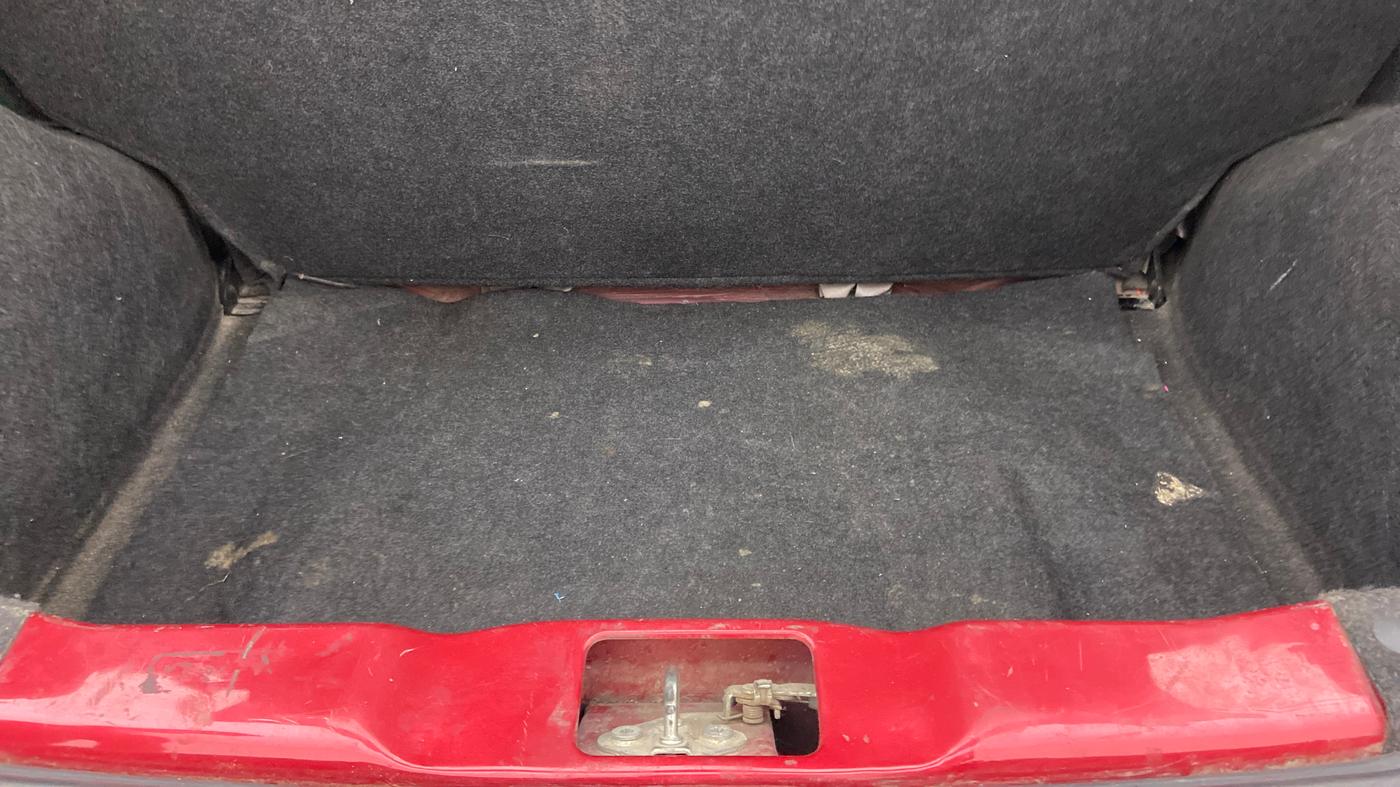 2015 Datsun Go T (O), Petrol, Manual, 67,698 km, Boot Inside
