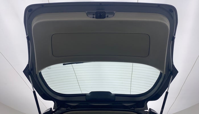 2012 Toyota Innova 2.5 GX 8 STR BS IV, Diesel, Manual, 53,395 km, Boot Door Open