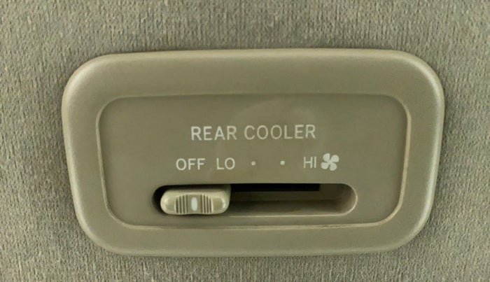 2012 Toyota Innova 2.5 GX 8 STR BS IV, Diesel, Manual, 53,395 km, Rear AC Temperature Control