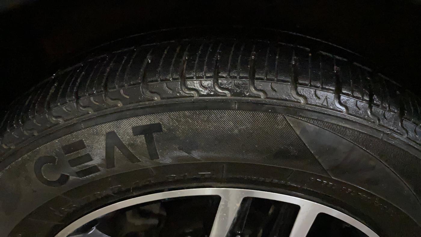 2017 Maruti Celerio X ZXI (O) AMT, Petrol, Automatic, 25,252 km, Left Front Tyre Tread
