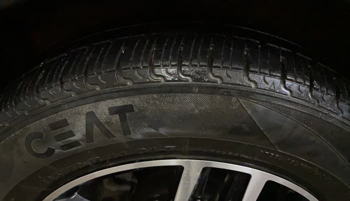 2017 Maruti Celerio X ZXI (O) AMT, Petrol, Automatic, 25,252 km, Left Front Tyre Tread