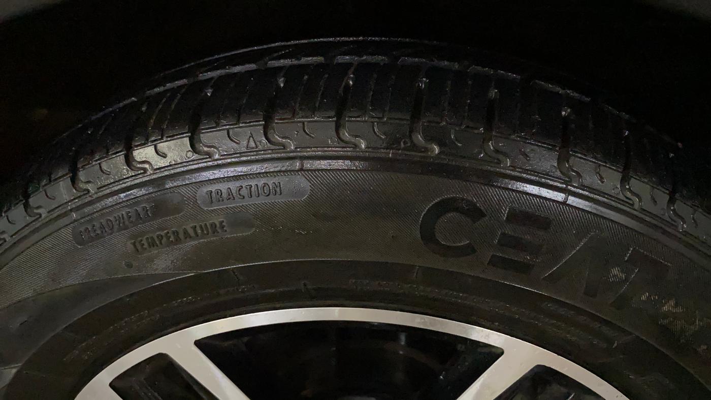 2017 Maruti Celerio X ZXI (O) AMT, Petrol, Automatic, 25,252 km, Right Front Tyre Tread