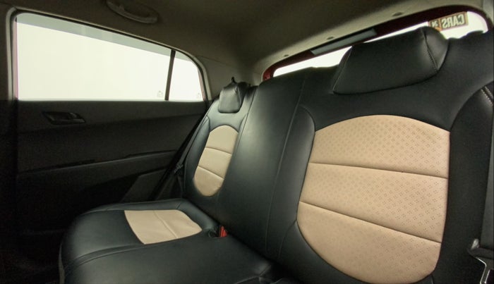 2016 Hyundai Creta BASE 1.6 PETROL, Petrol, Manual, 83,086 km, Right Side Rear Door Cabin