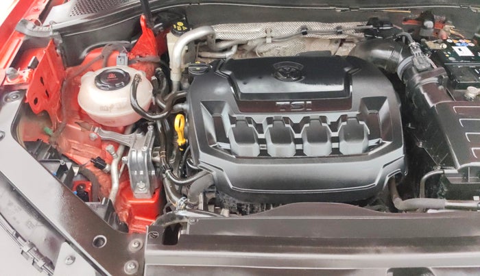 2019 Volkswagen TIGUAN ALL SPACE 2.0 TSI, Petrol, Automatic, 50,534 km, Engine View - Right