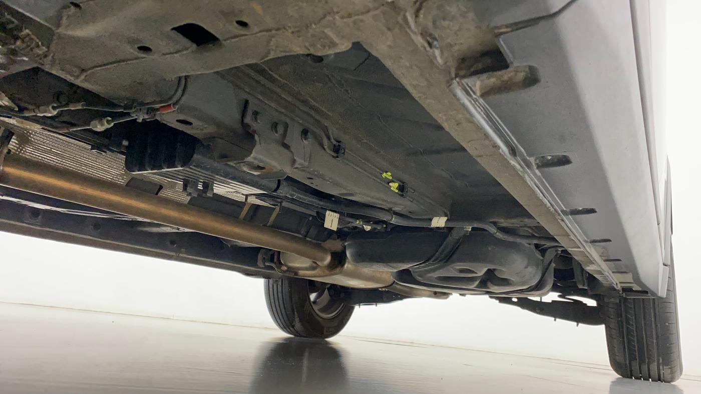 2022 Mahindra XUV700 AX 5 P AT 5 STR, Petrol, Automatic, 3,366 km, Right Side Underbody