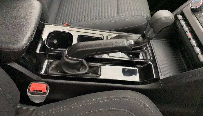 2022 Mahindra XUV700 AX 5 P AT 5 STR, Petrol, Automatic, 3,366 km, Gear Lever