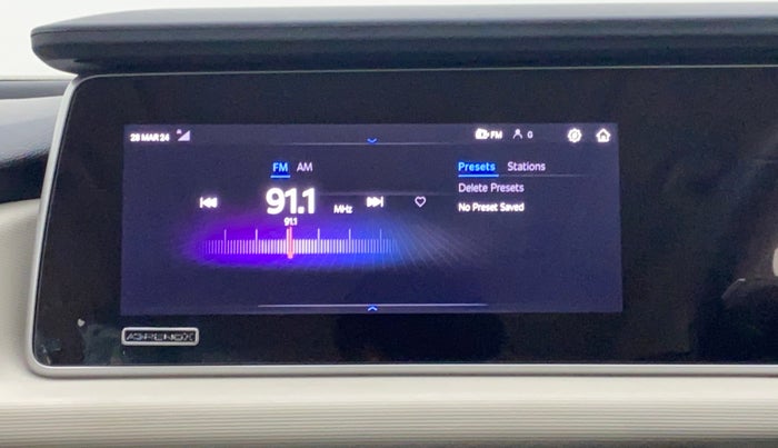 2022 Mahindra XUV700 AX 5 P AT 5 STR, Petrol, Automatic, 3,366 km, Infotainment System