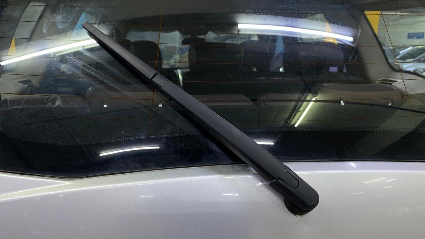 2014 Mahindra XUV500 W8, Diesel, Manual, 59,982 km, Rear Wiper