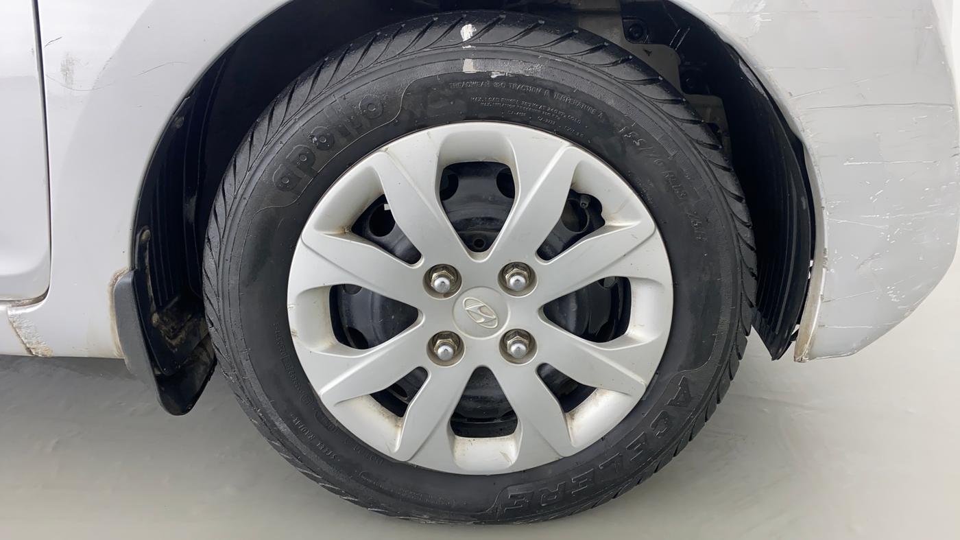 2014 Hyundai Eon MAGNA PLUS, Petrol, Manual, 34,328 km, Right Front Wheel