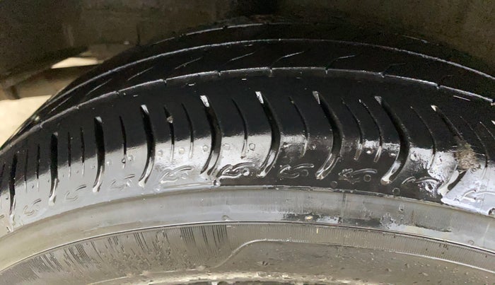 2023 Honda Amaze 1.2L I-VTEC VX CVT, Petrol, Automatic, 29,493 km, Right Rear Tyre Tread