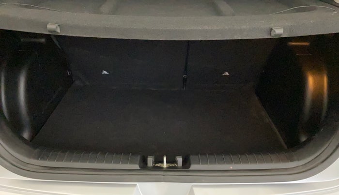 2019 Hyundai VENUE SX 1.0 (O) TURBO, Petrol, Manual, 40,934 km, Boot Inside