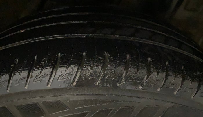 2019 Hyundai VENUE SX 1.0 (O) TURBO, Petrol, Manual, 40,934 km, Left Rear Tyre Tread