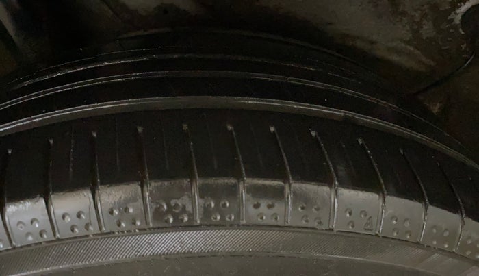 2019 Hyundai VENUE SX 1.0 (O) TURBO, Petrol, Manual, 40,934 km, Right Rear Tyre Tread