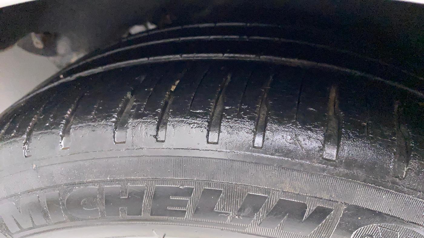 2012 Ford Fiesta TITANIUM DIESEL, Diesel, Manual, 68,356 km, Left Rear Tyre Tread