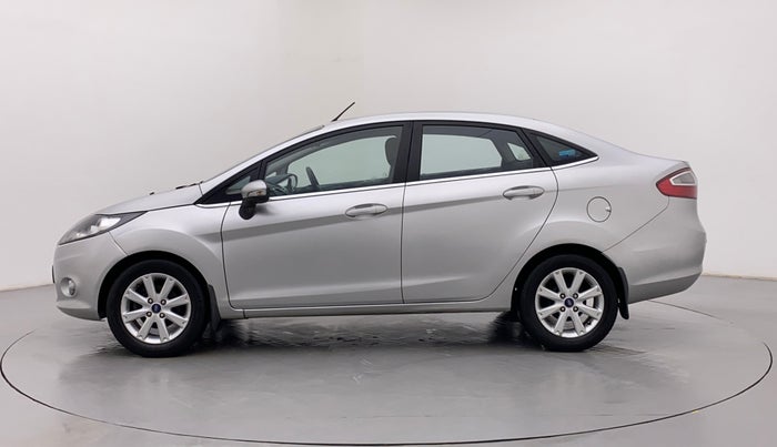2012 Ford Fiesta TITANIUM DIESEL, Diesel, Manual, 68,356 km, Left Side