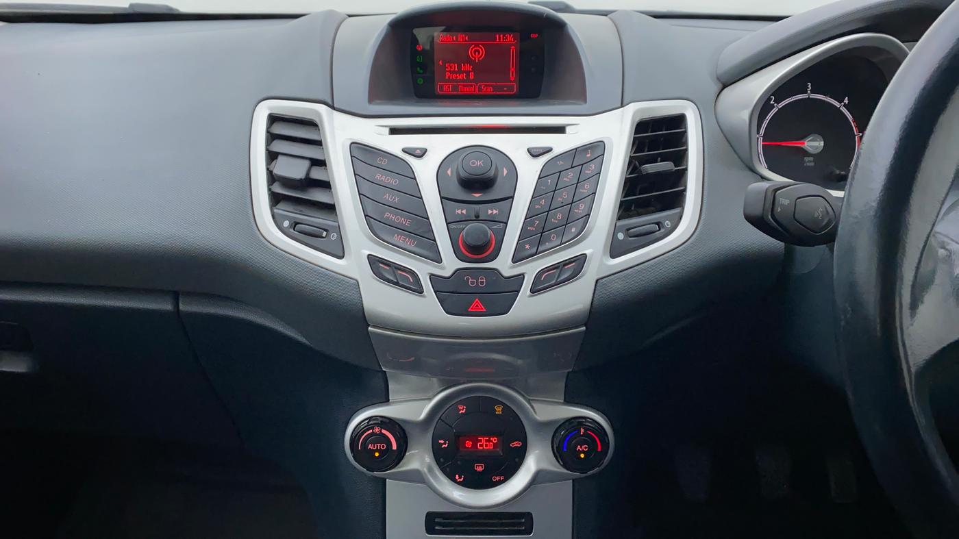 2012 Ford Fiesta TITANIUM DIESEL, Diesel, Manual, 68,356 km, Air Conditioner