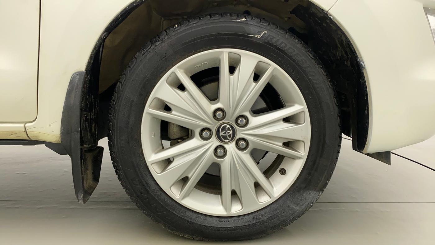 2016 Toyota Innova Crysta 2.7 ZX AT 7 STR, Petrol, Automatic, 40,801 km, Right Front Wheel