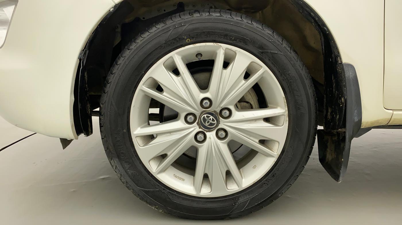 2016 Toyota Innova Crysta 2.7 ZX AT 7 STR, Petrol, Automatic, 40,801 km, Left Front Wheel