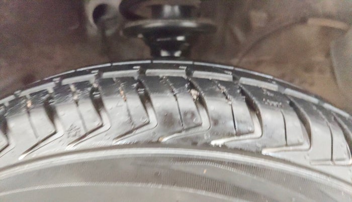 2022 Maruti Alto K10 VXI, Petrol, Manual, 17,295 km, Right Front Tyre Tread